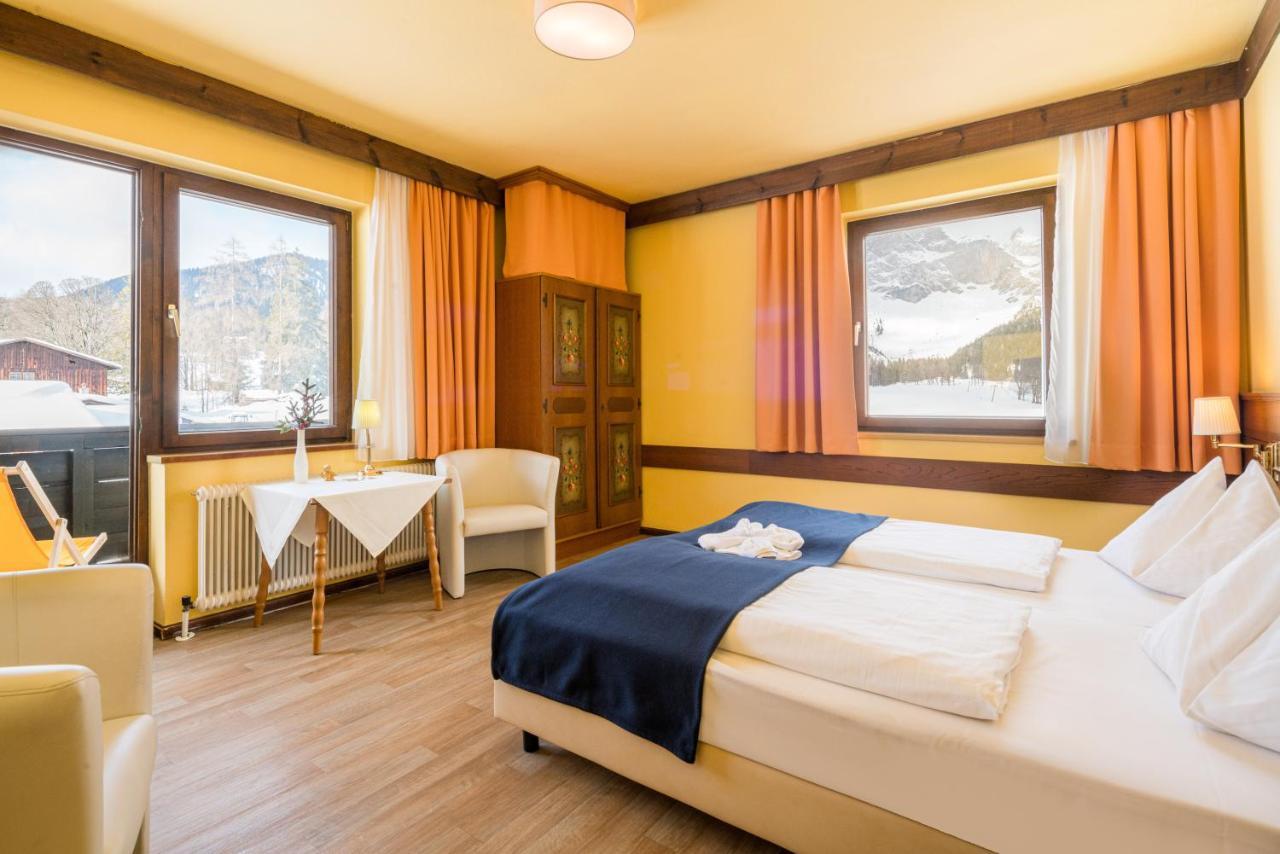 Ferienhotel Knollhof Ramsau am Dachstein Eksteriør bilde